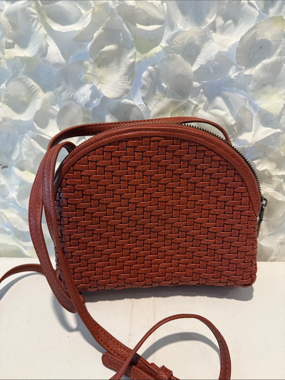 Antik Kraft Woven Crossbody Bag - Rust